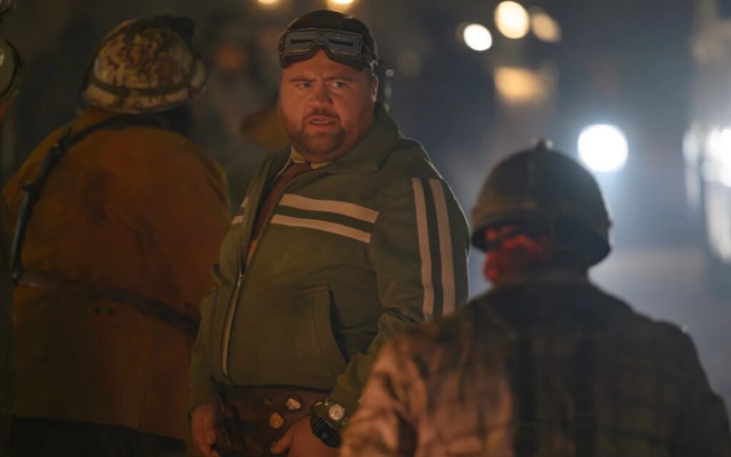 Mole Man, also known as Harvey Elder (Paul Walter Hauser), leads the underground city of Subterranea.